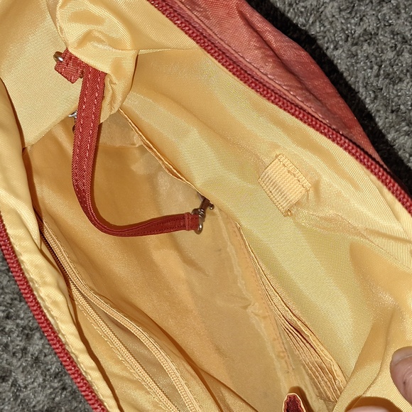 Baggallini medium crossbody zip canvas bag - brick red - Picture 4 of 12